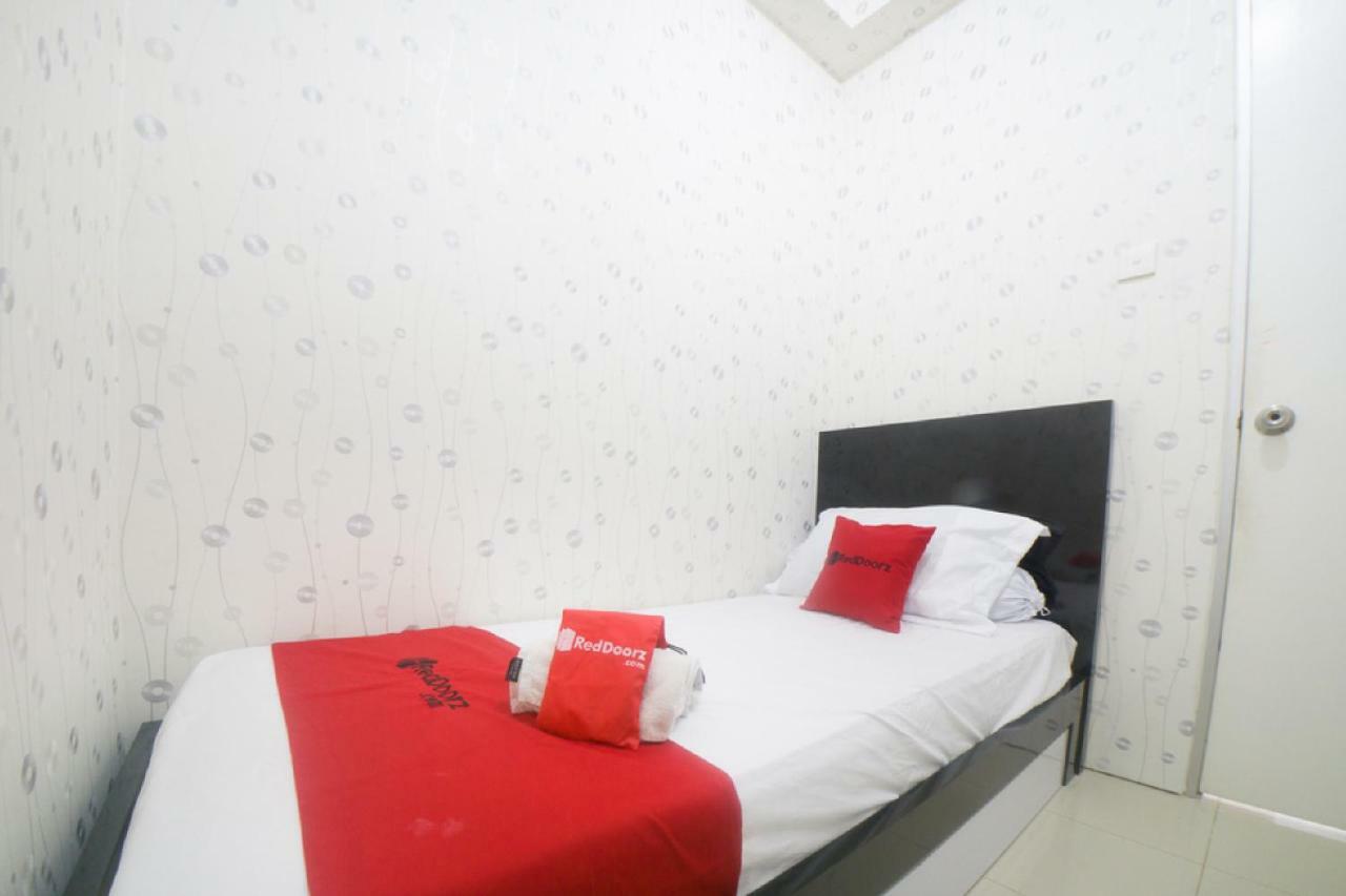 Reddoorz Apartment @ Pegangsaan Kelapa Gading 3 雅加达 外观 照片